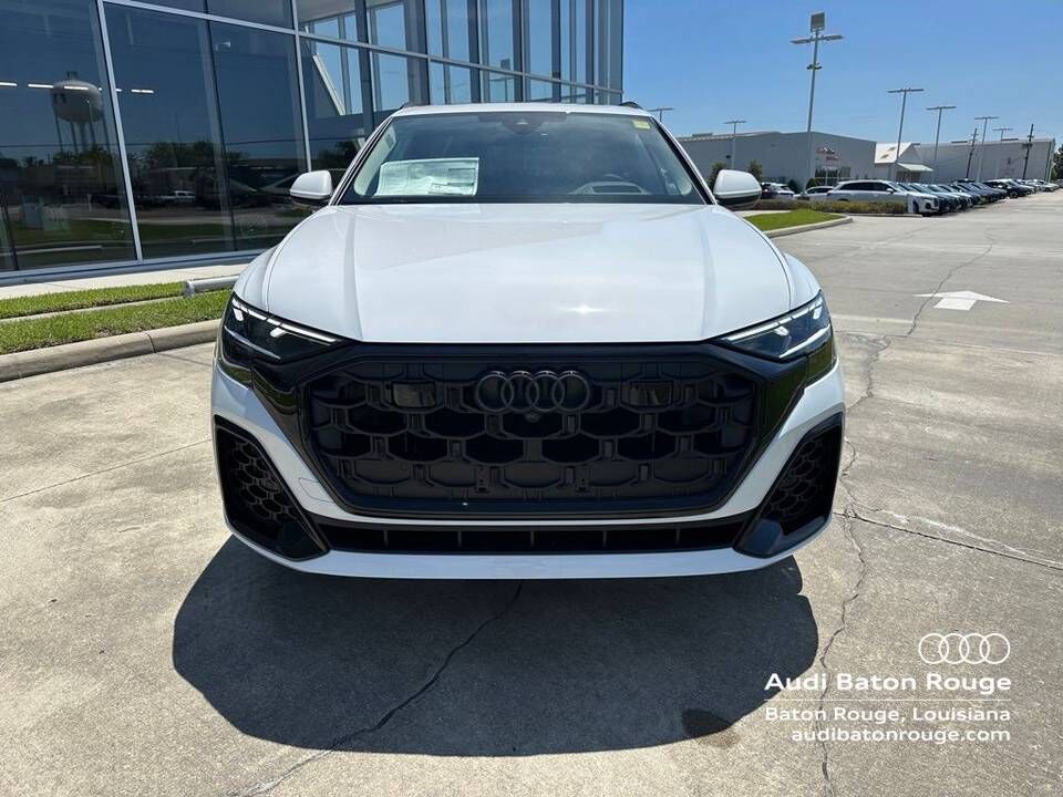 2026 Audi Q8