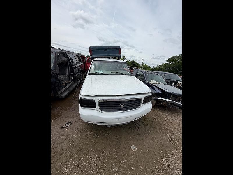 2000 CADILLAC Escalade