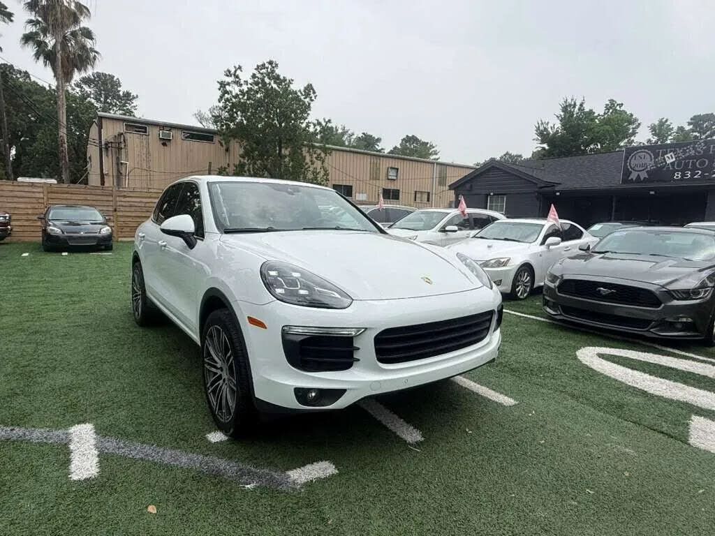 2016 PORSCHE Cayenne