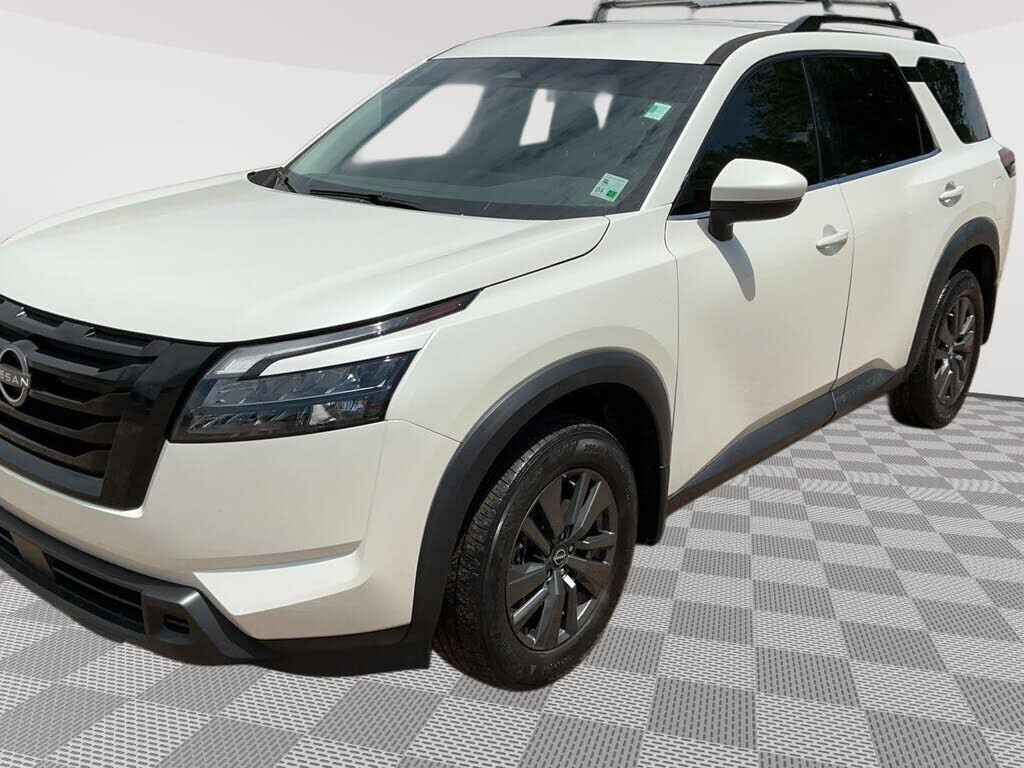 2023 NISSAN Pathfinder