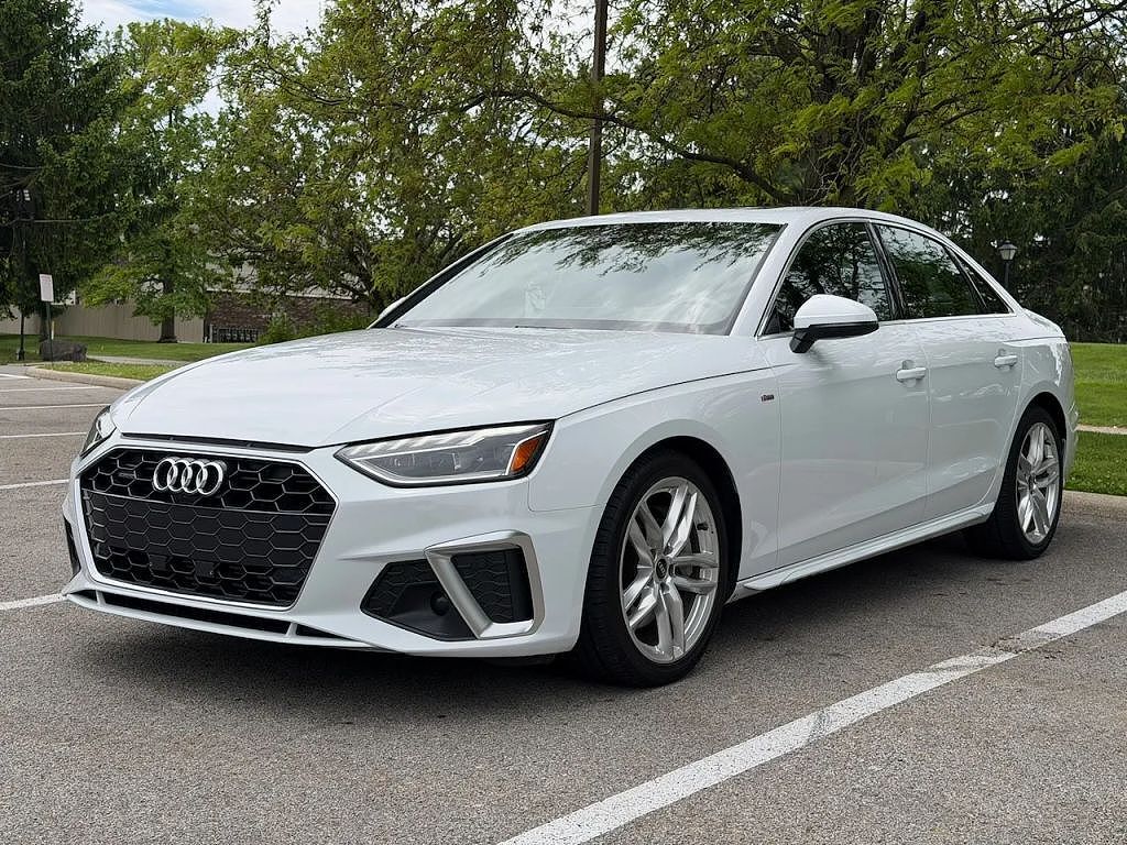 2022 AUDI A4