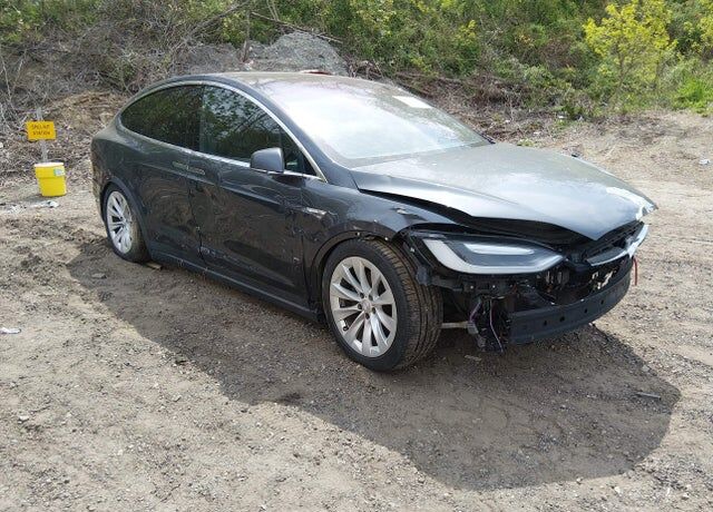 2016 TESLA Model X