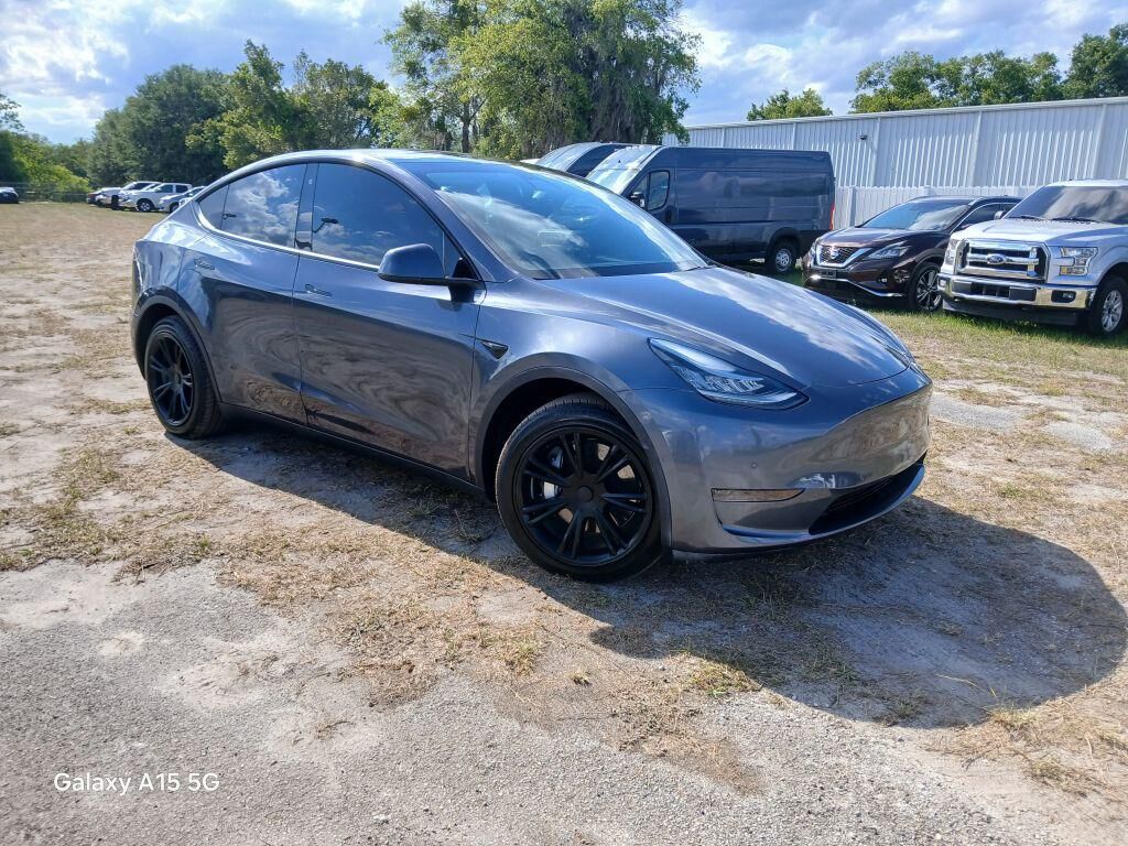 2020 TESLA Model Y