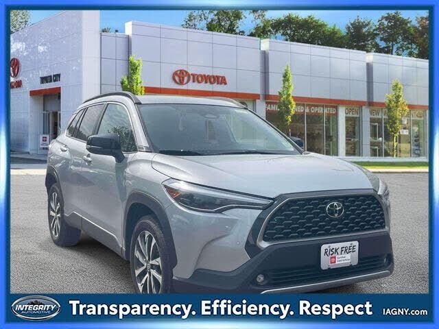 2025 TOYOTA COROLLA