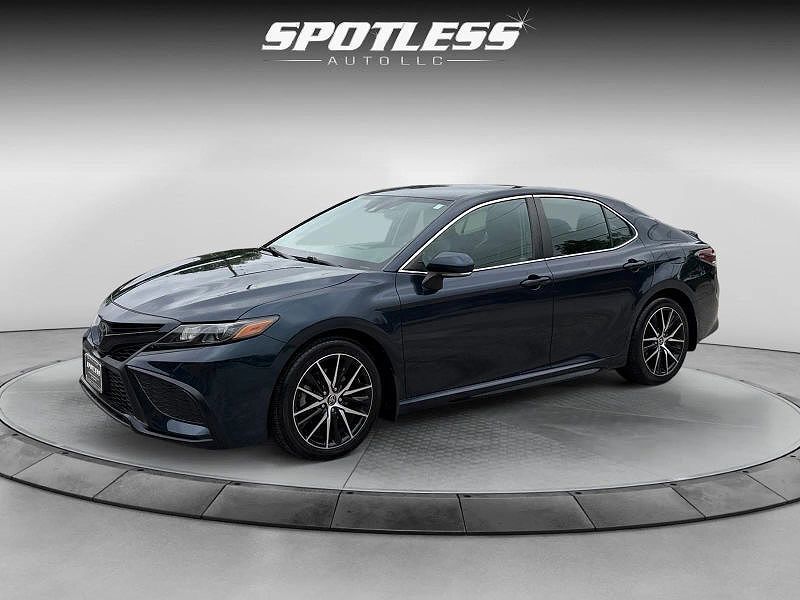 2021 TOYOTA Camry