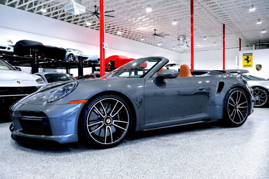 2024 PORSCHE 911