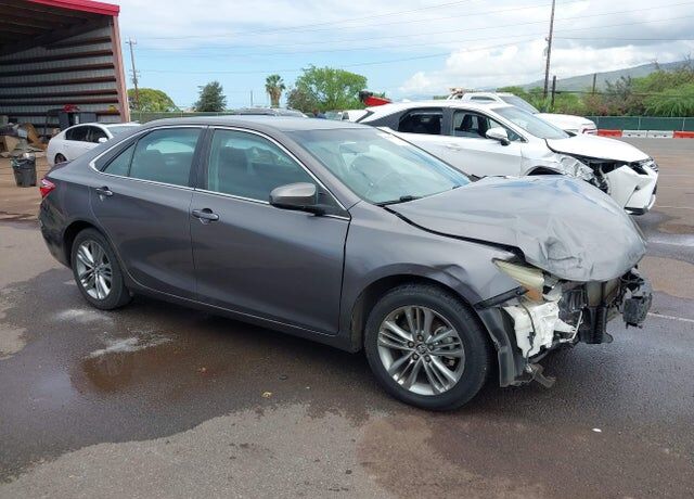 2016 TOYOTA Camry