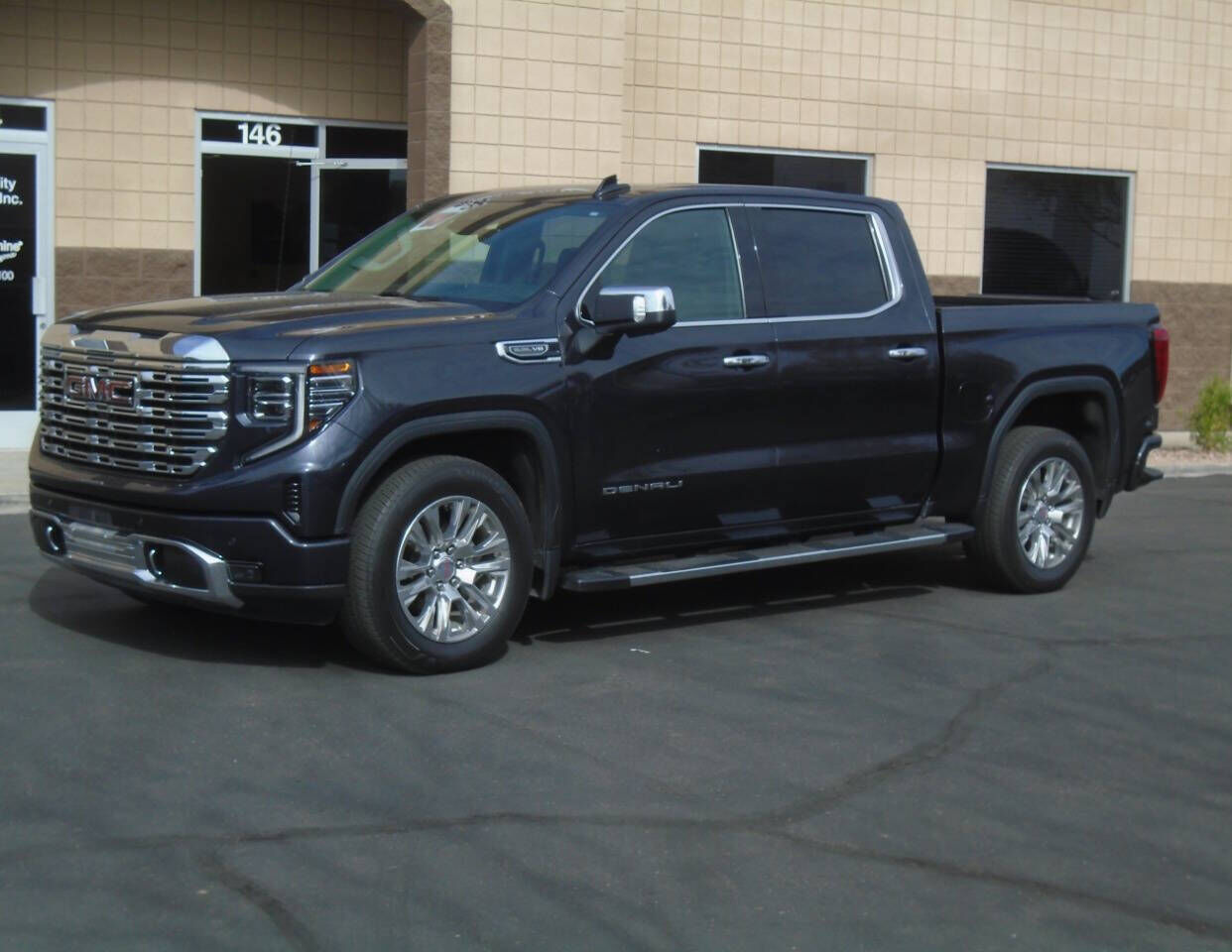 2023 GMC Sierra