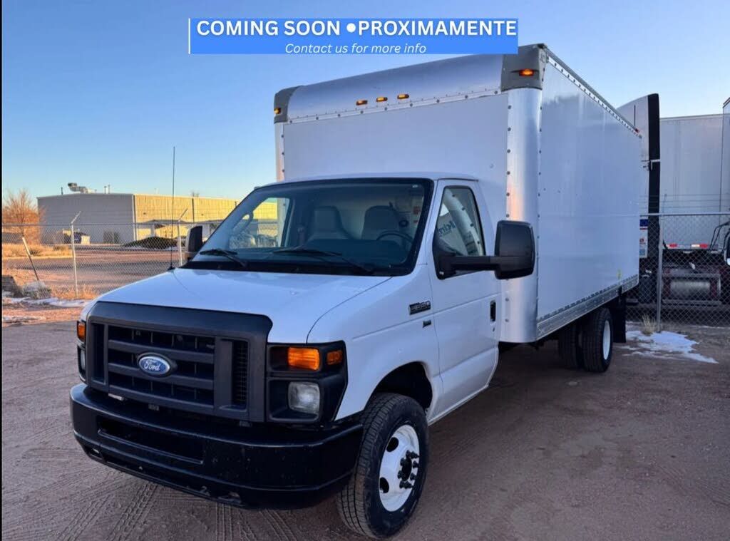 2016 FORD E-350