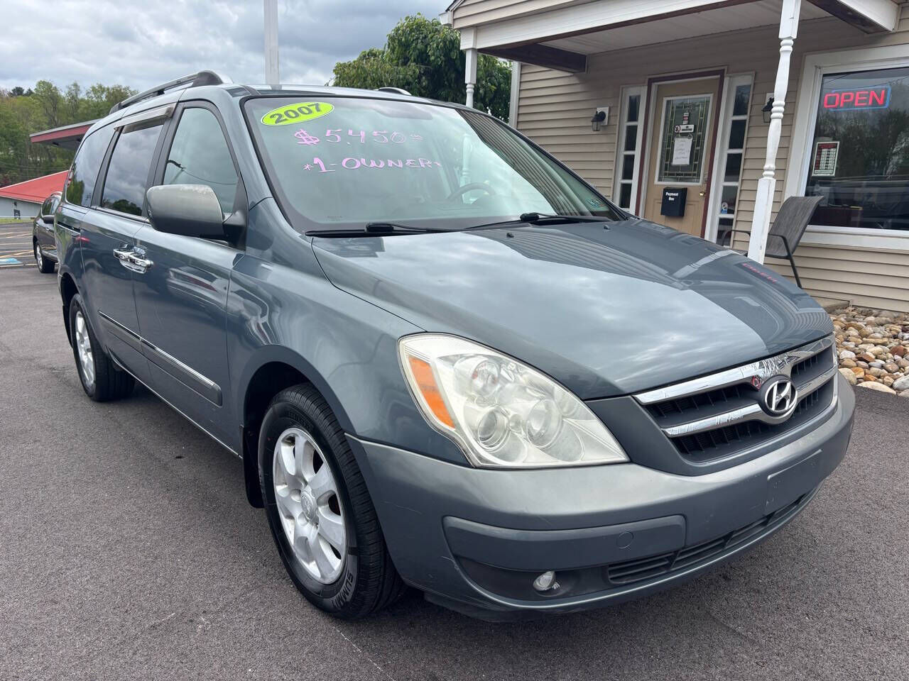 2007 HYUNDAI Entourage