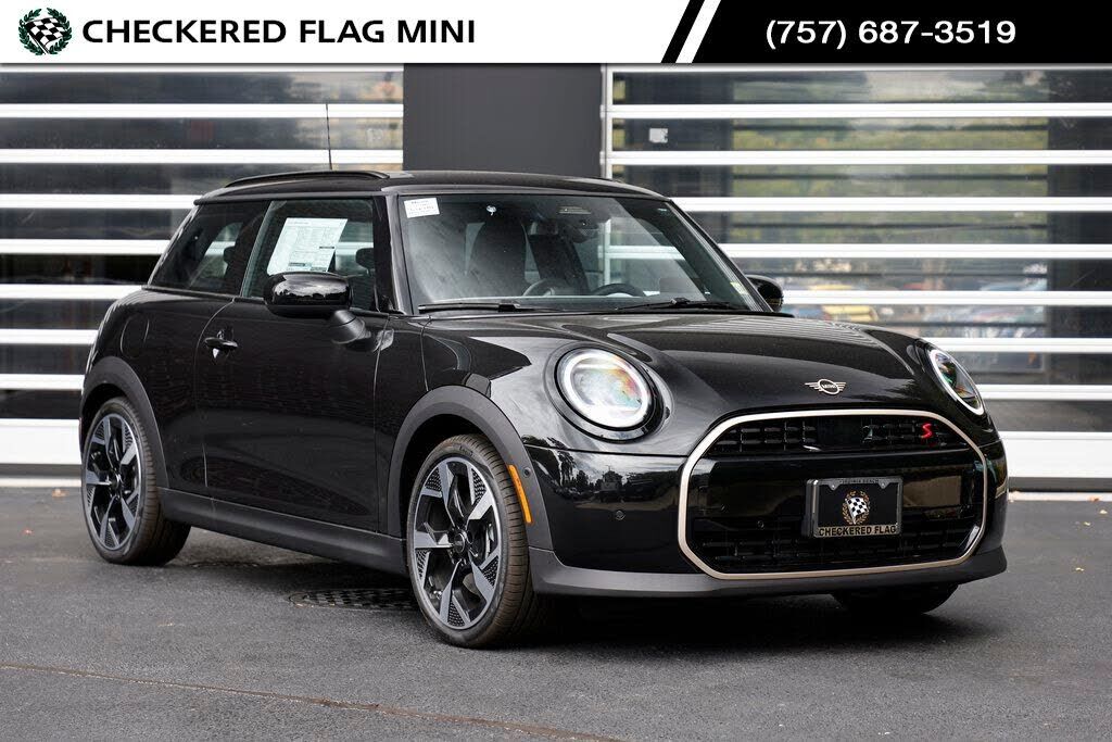 2025 MINI Hardtop