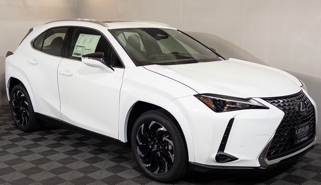 2026 LEXUS UX