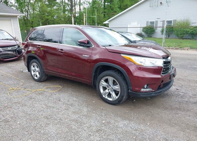 2015 TOYOTA Highlander