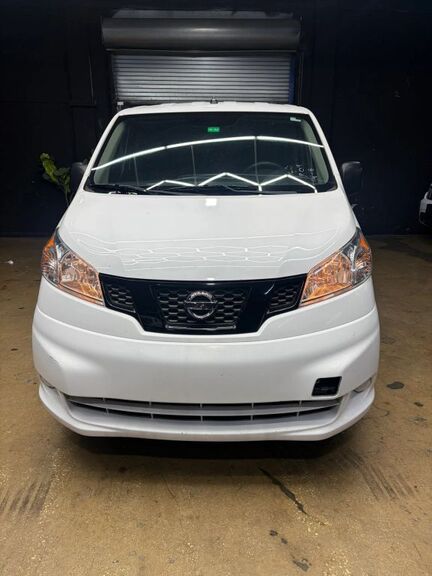 2021 NISSAN NV200