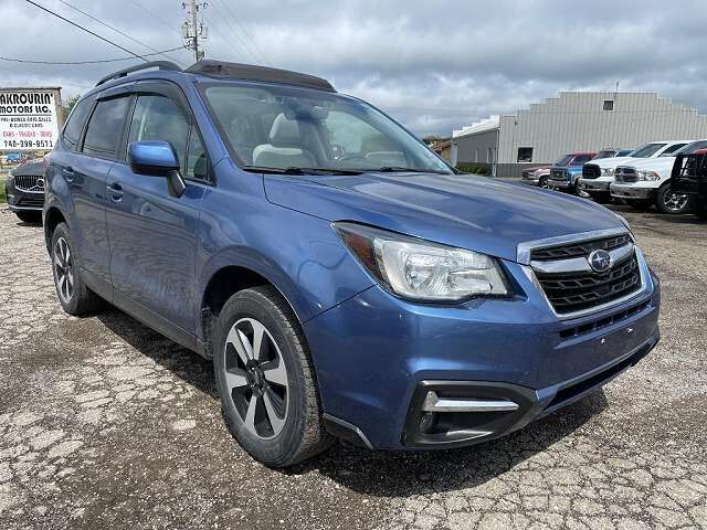 2017 SUBARU Forester