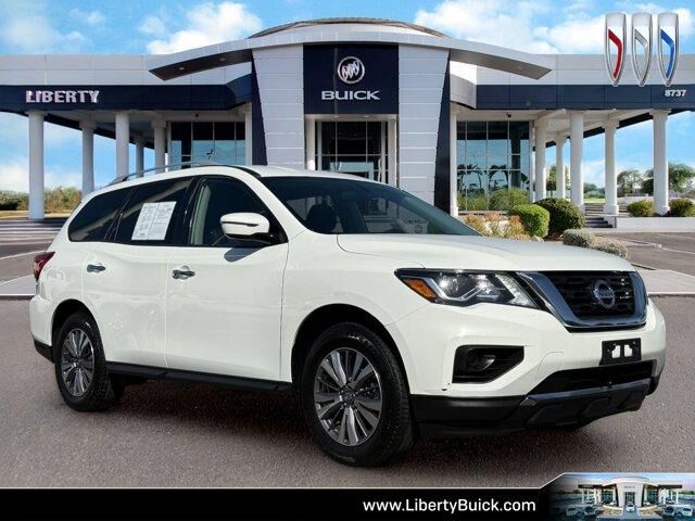 2020 NISSAN Pathfinder