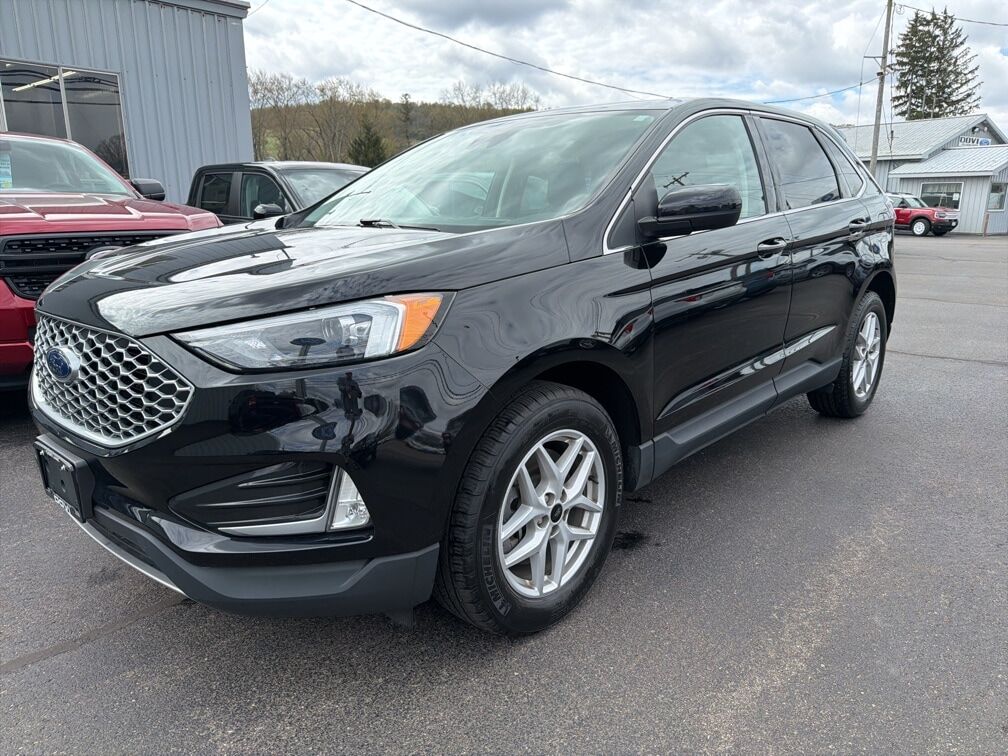 2023 FORD Edge