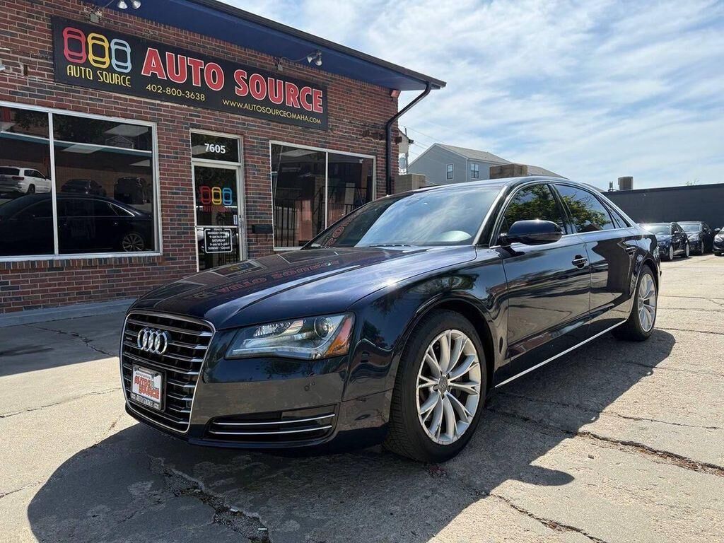 2013 AUDI A8