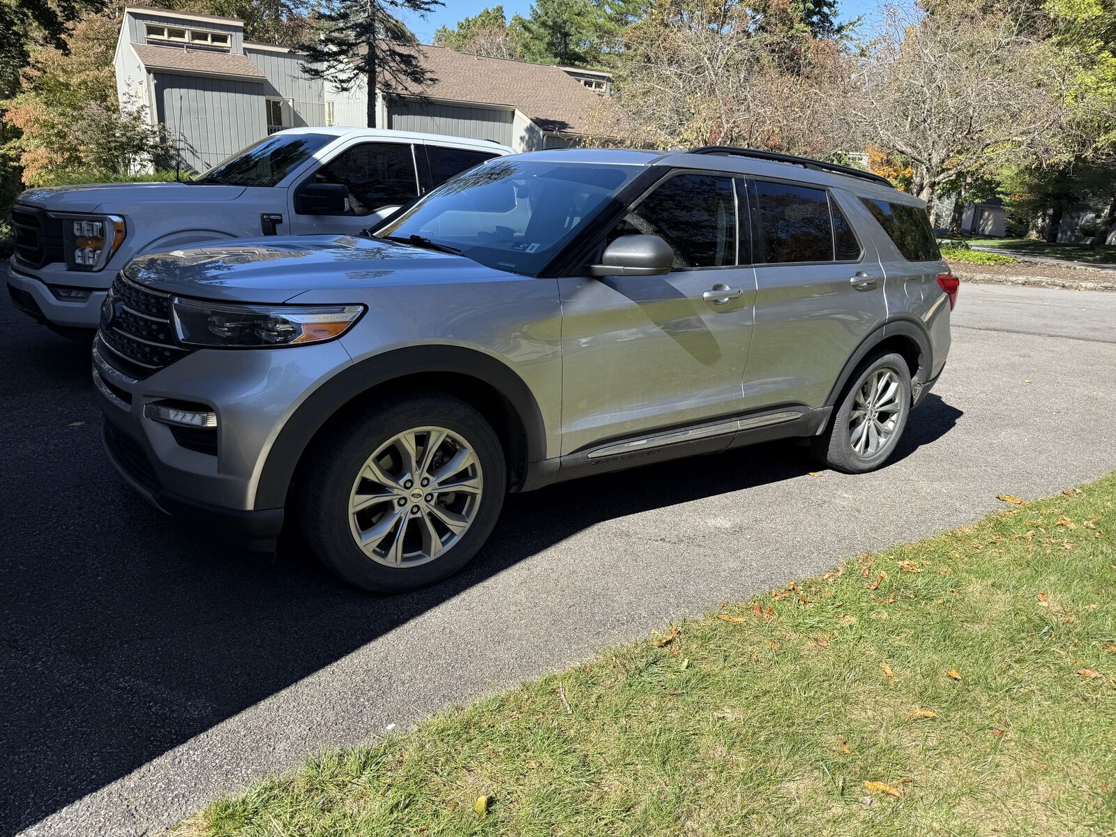 2021 FORD Explorer