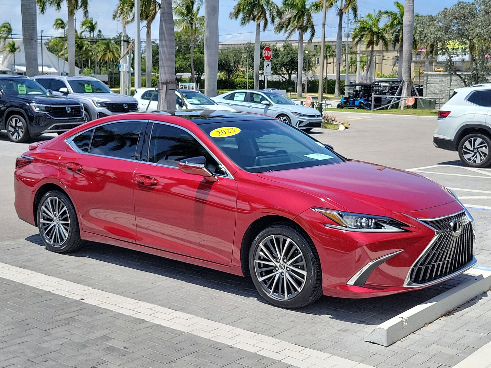 2023 LEXUS ES