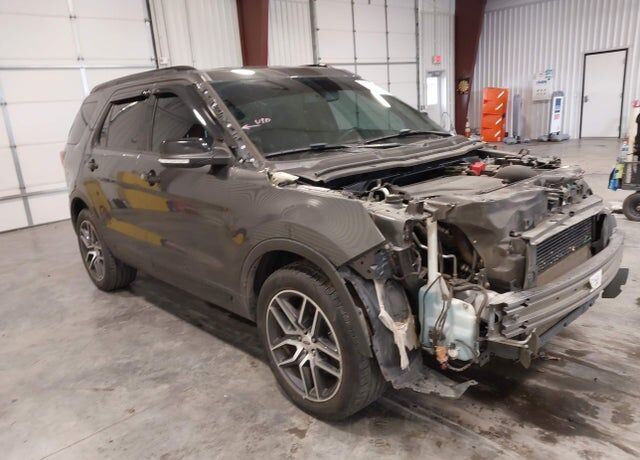 2017 FORD Explorer