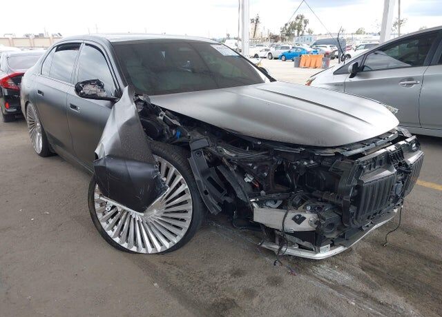 2024 BMW i7
