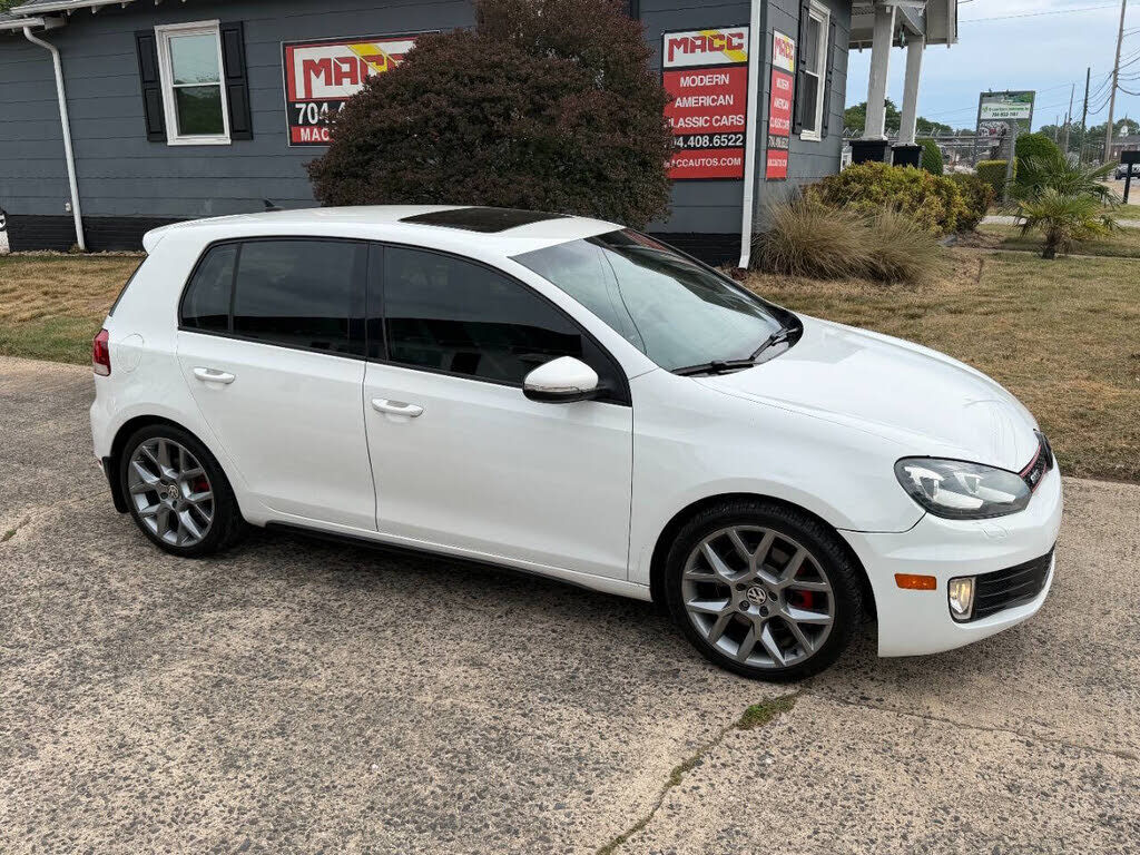 Volkswagen Golf GTI