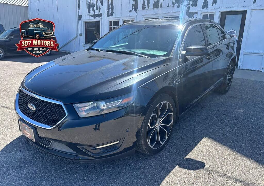 2013 FORD Taurus