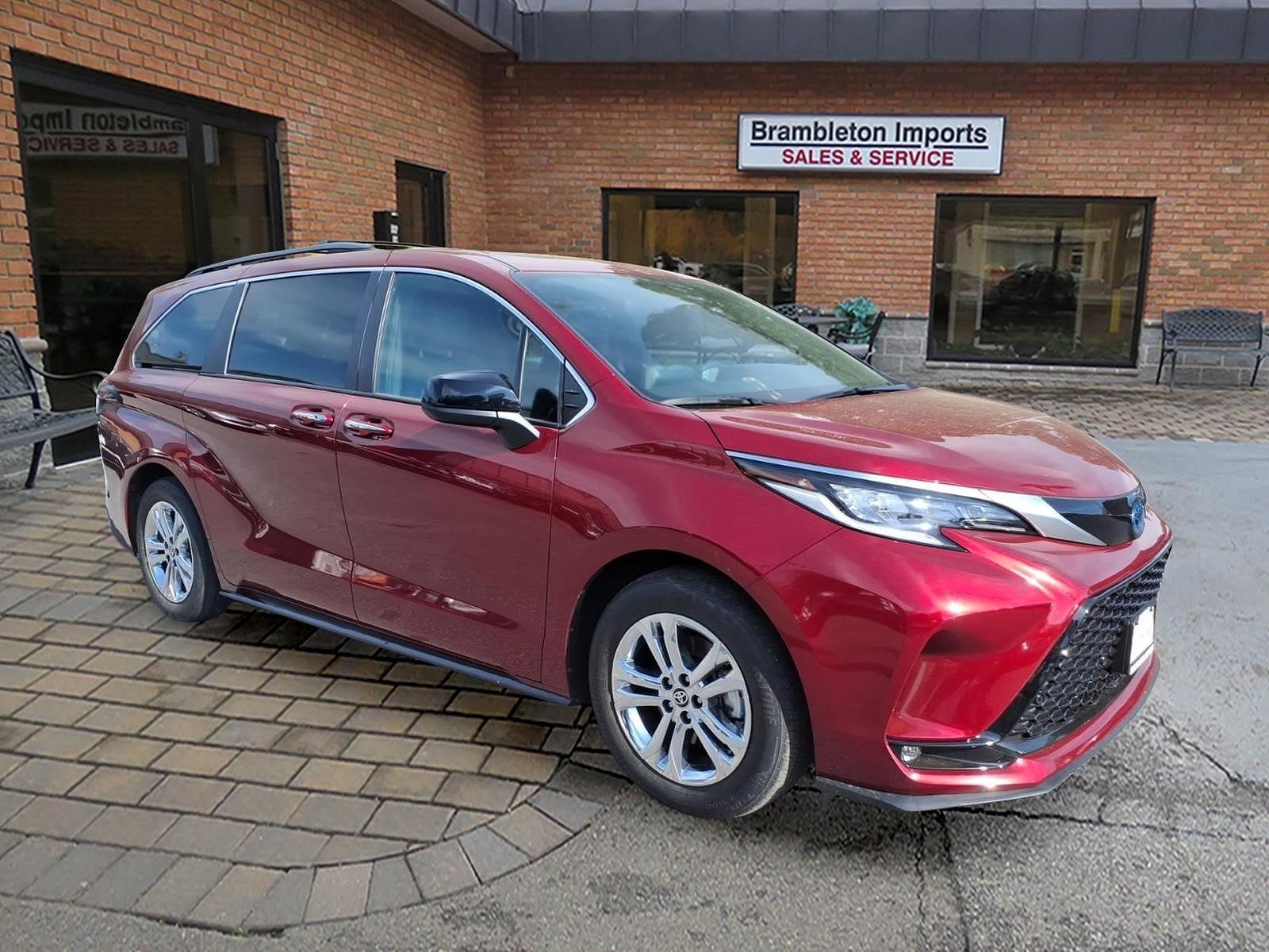 2022 TOYOTA Sienna
