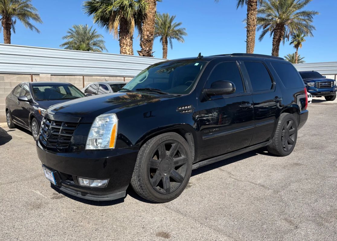 2010 CADILLAC Escalade