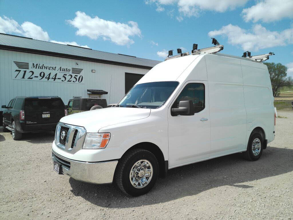 2018 NISSAN NV