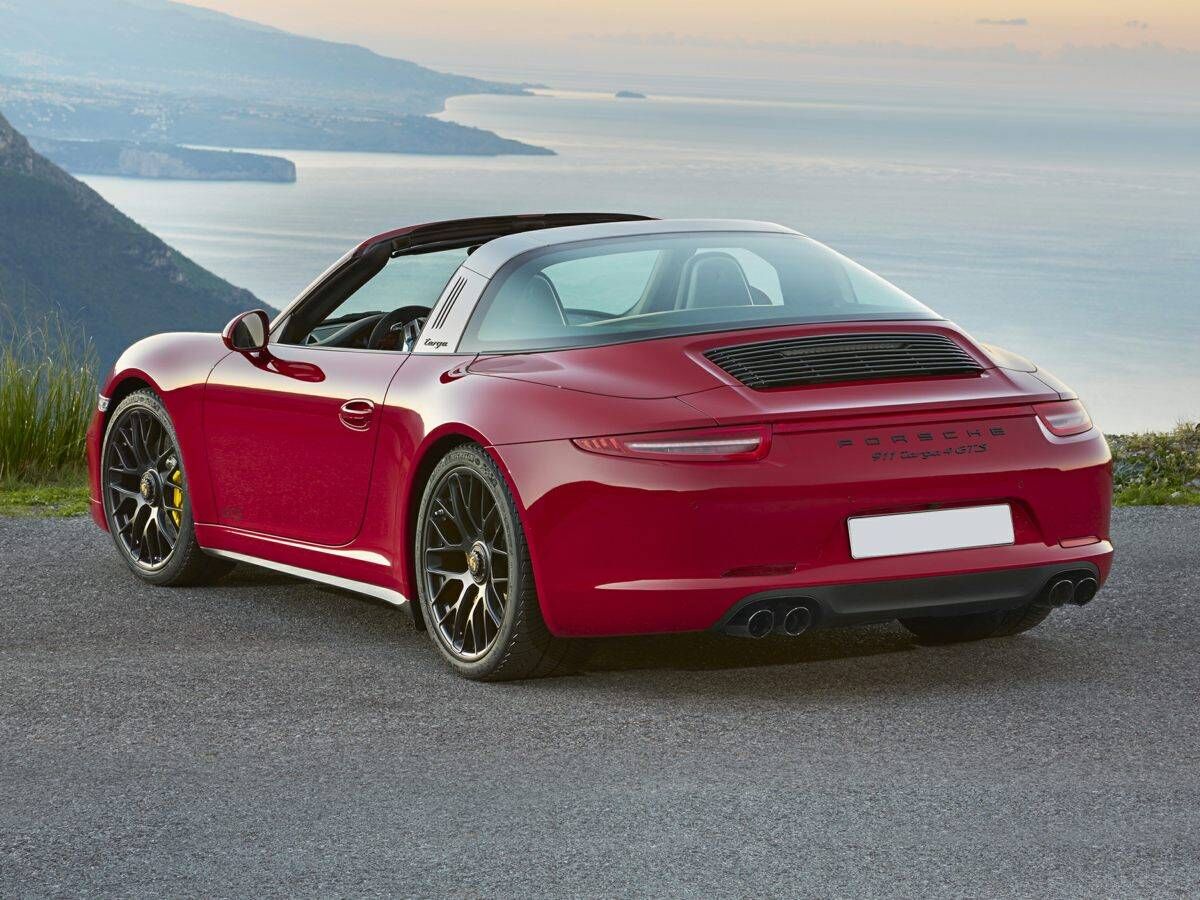 2016 PORSCHE 911