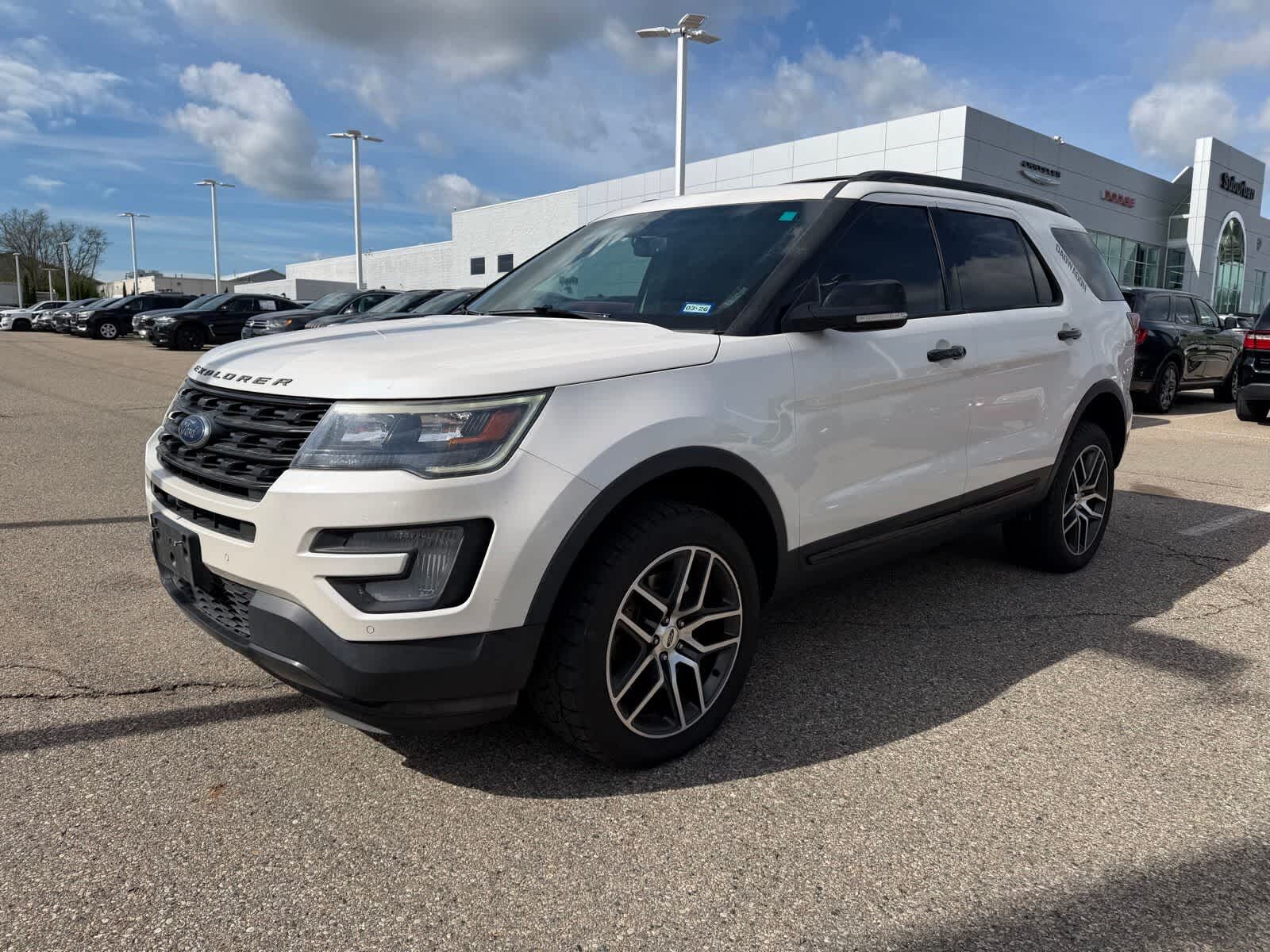 2016 FORD Explorer