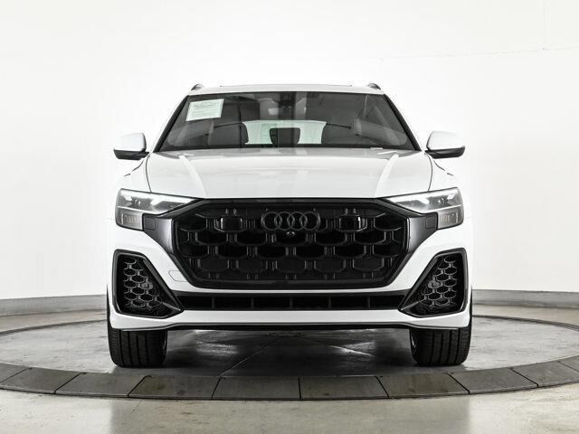 2026 Audi Q8