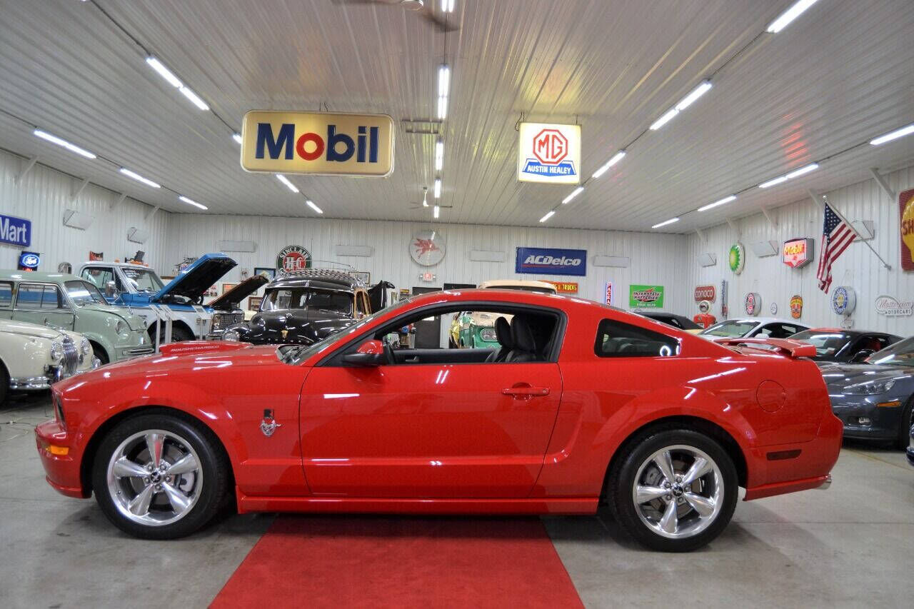 2009 FORD Mustang