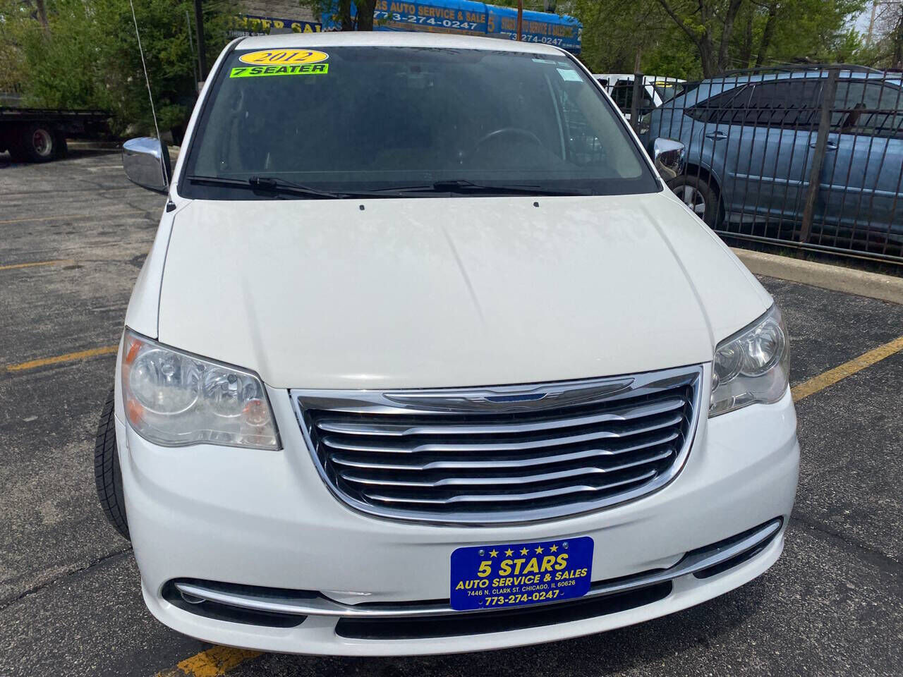 2012 CHRYSLER Town and Country