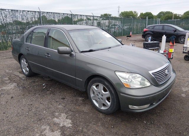 2004 LEXUS LS