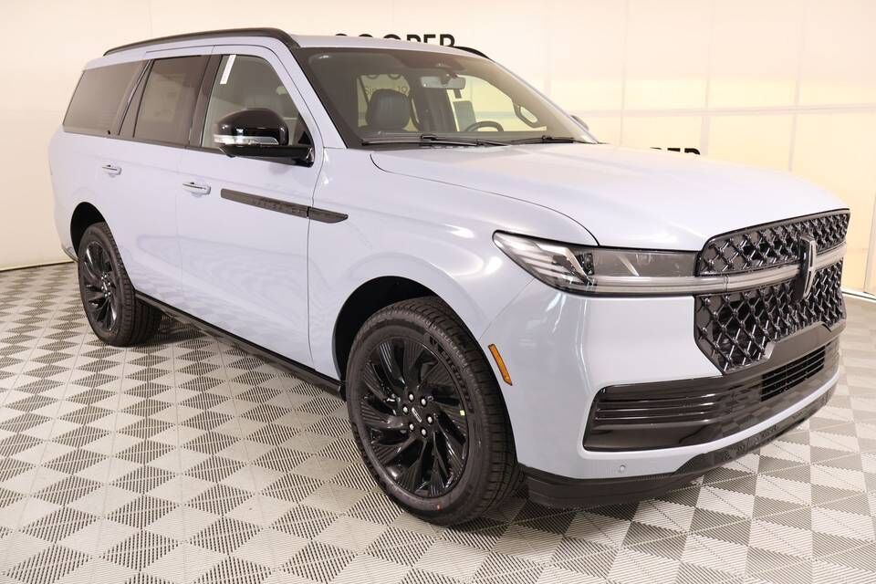 2026 LINCOLN Navigator