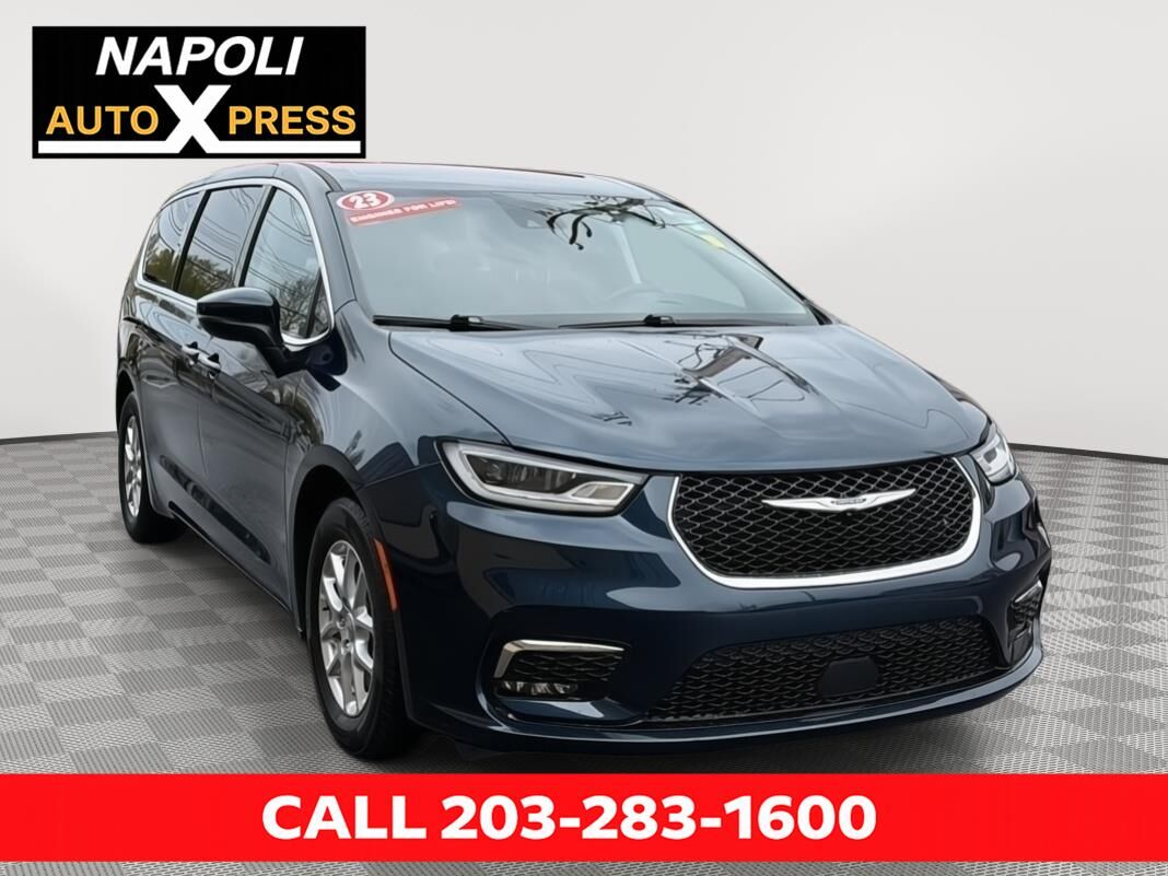2023 CHRYSLER Pacifica