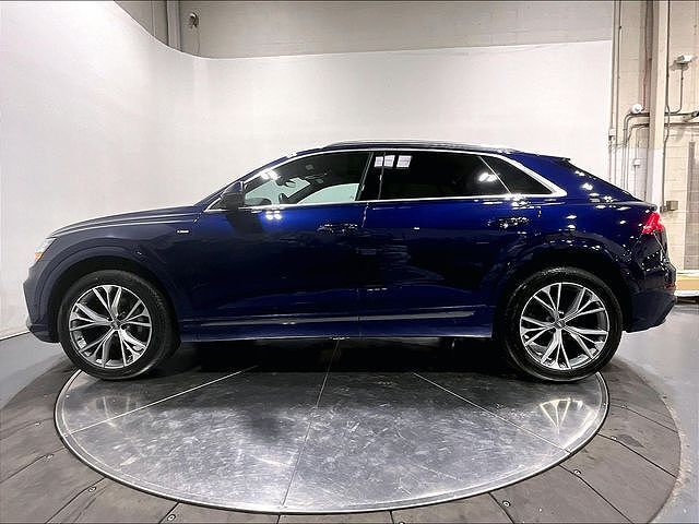 2021 Audi Q8