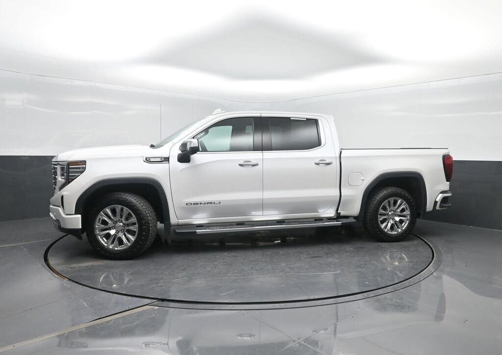 2024 GMC Sierra