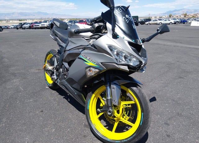 2021 KAWASAKI Ninja