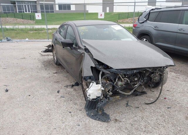 2015 MAZDA Mazda3