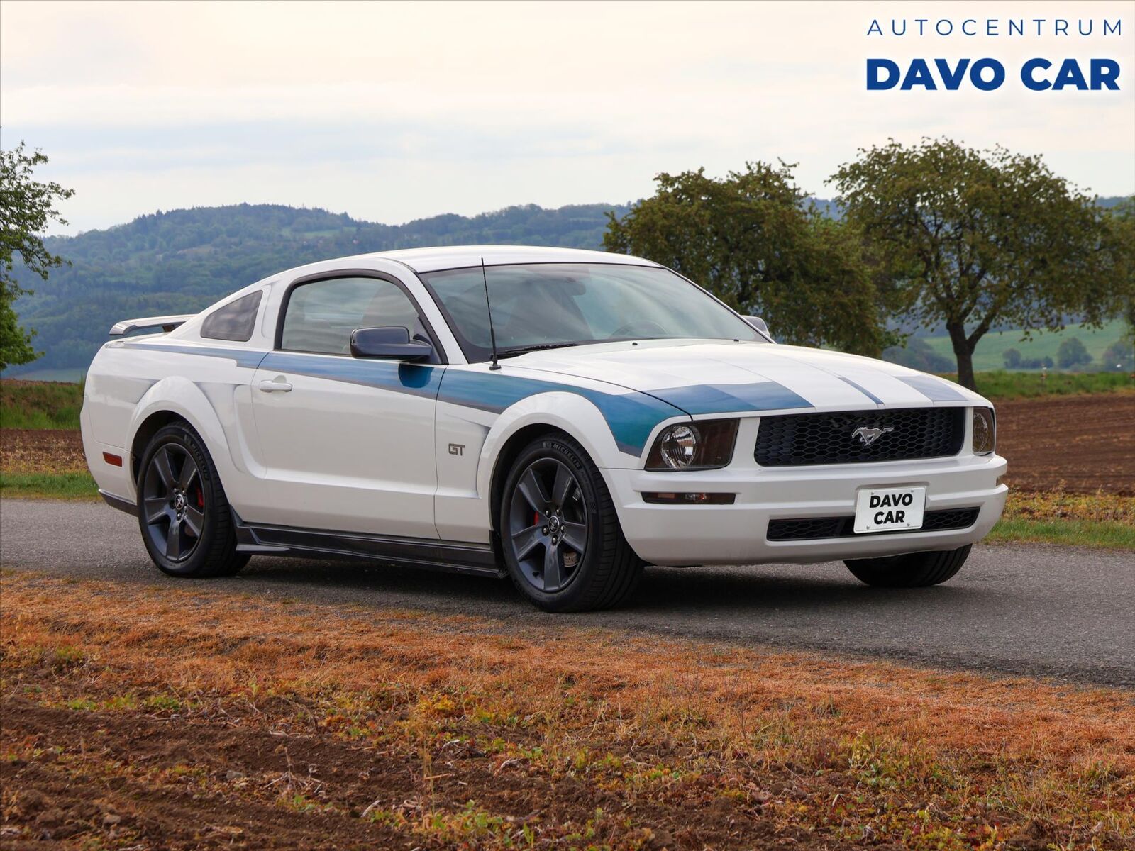 2005 FORD Mustang