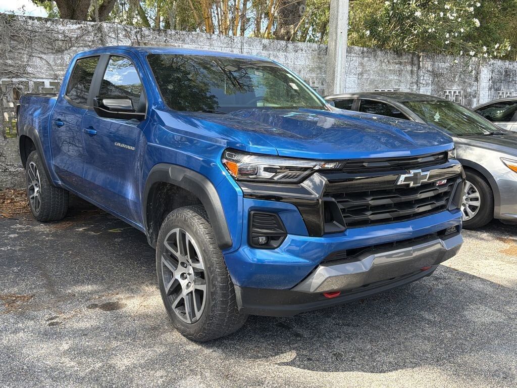 2023 CHEVROLET Colorado