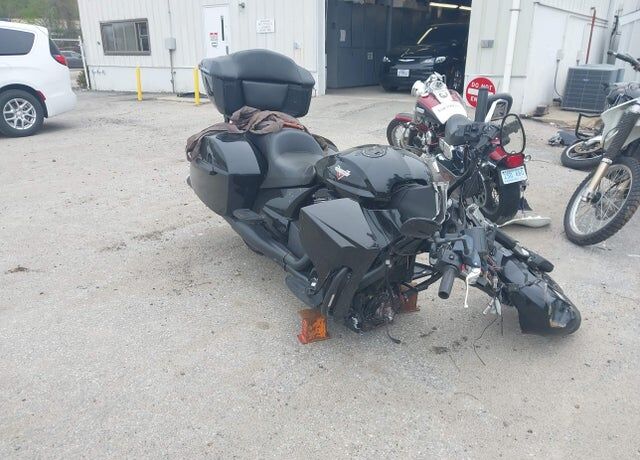 2014 VICTORY Cross Country