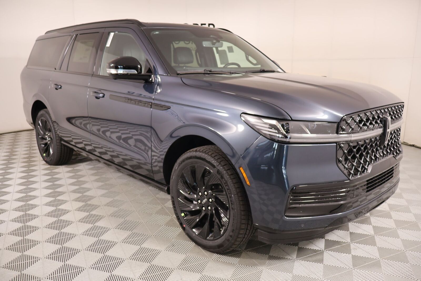 2026 LINCOLN Navigator L
