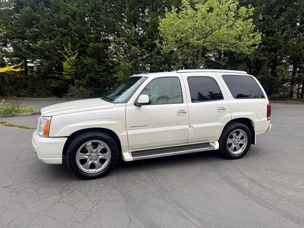 2005 CADILLAC Escalade