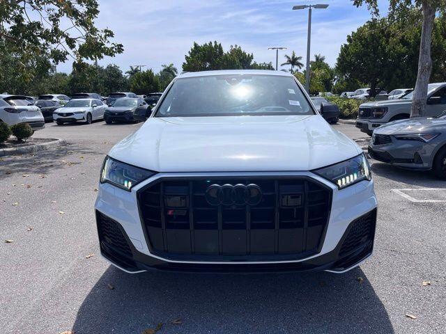 2023 Audi SQ7