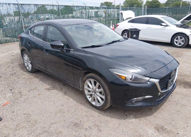 2017 MAZDA Mazda3